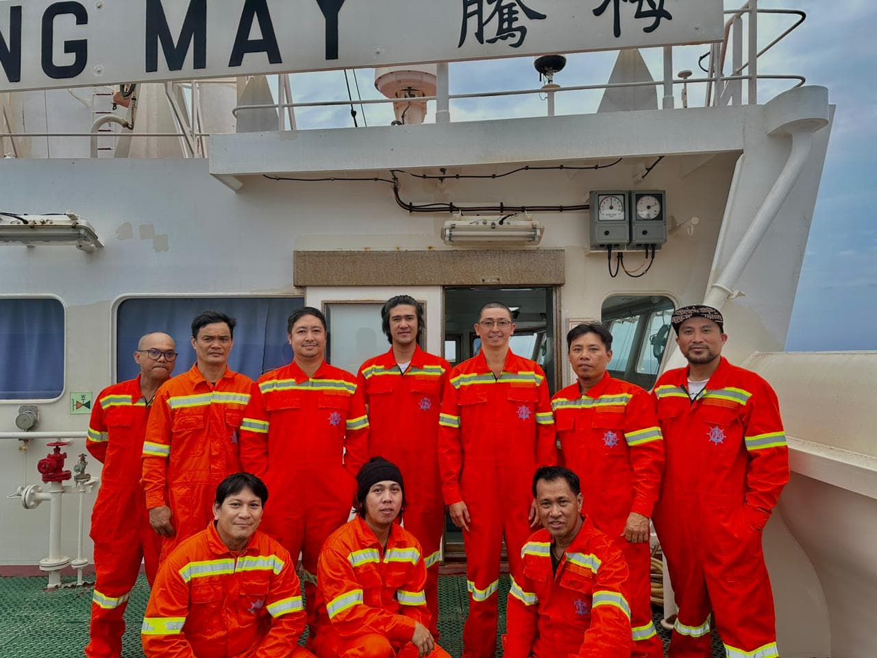 News Article - Snaps Onboard - Teng May Image